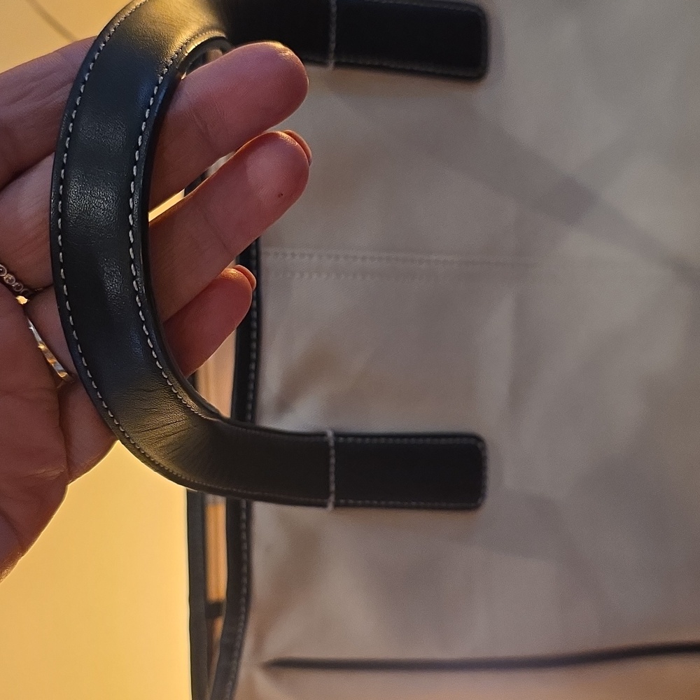 Coach  Excellent Condition HAMPTON Large Canvas Tote Vintage 7725 - Picture 8 of 8